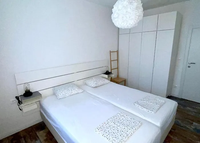 Tanja & Bianca Zadar